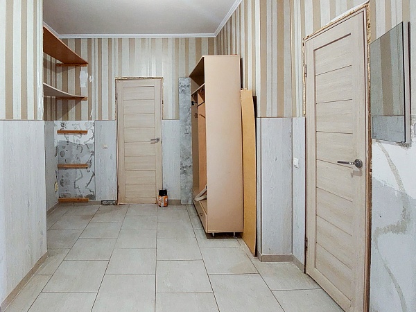 №568: продаётся 1-комнатная квартира, рабочий посёлок Свердловский