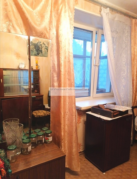№40: продаётся 2-комнатная квартира, рабочий посёлок Свердловский